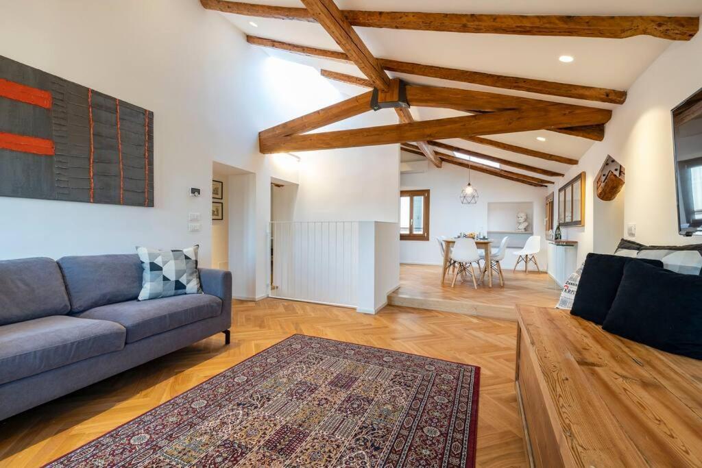 Casa Cali Con Altana Venedig